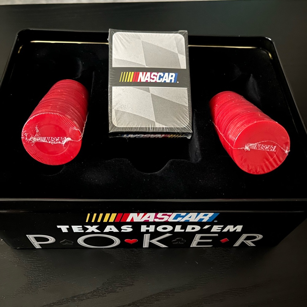 NASCAR Texas Hold'em Set with Red Chips